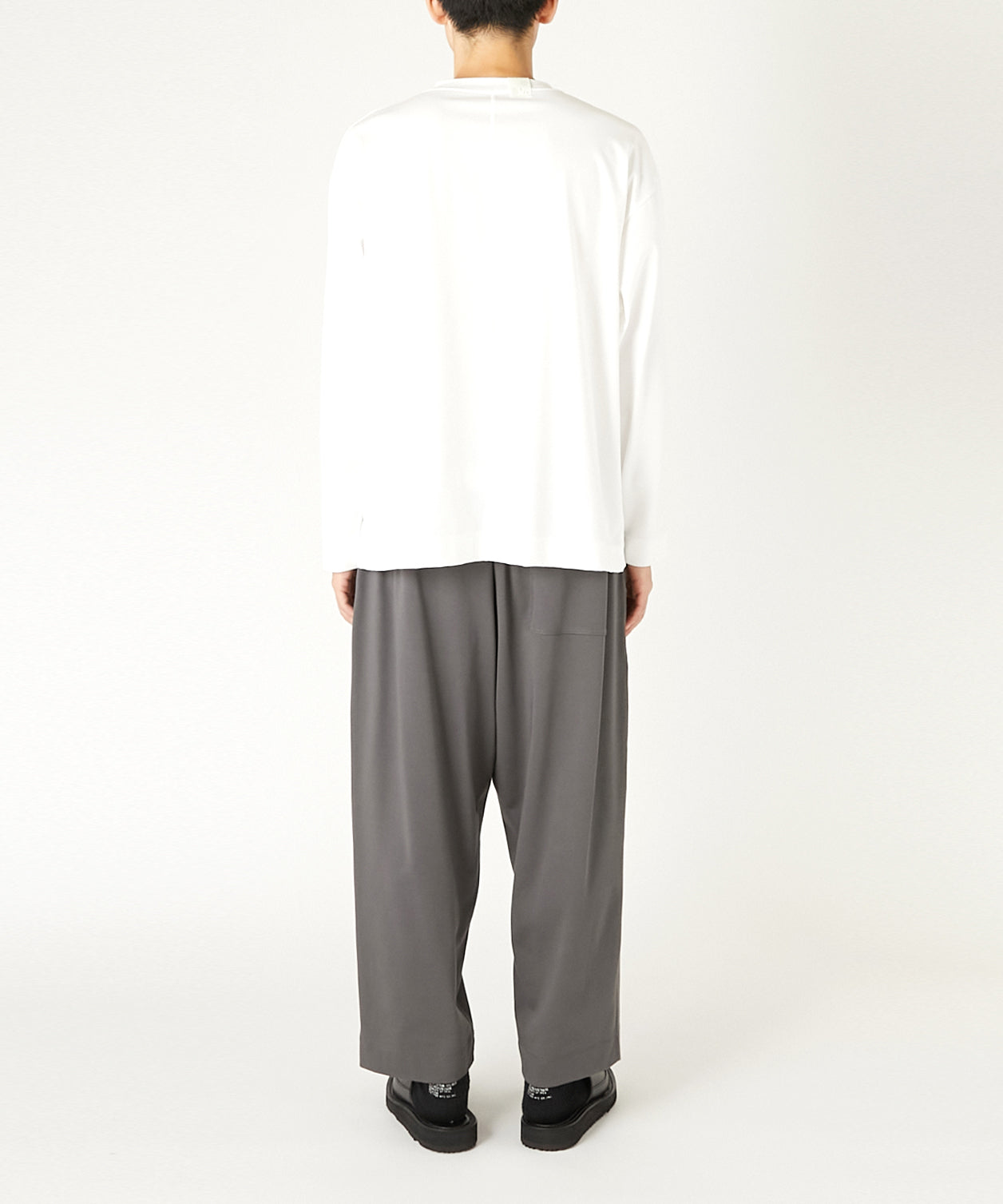 LONG SLEEVE T-SHIRT