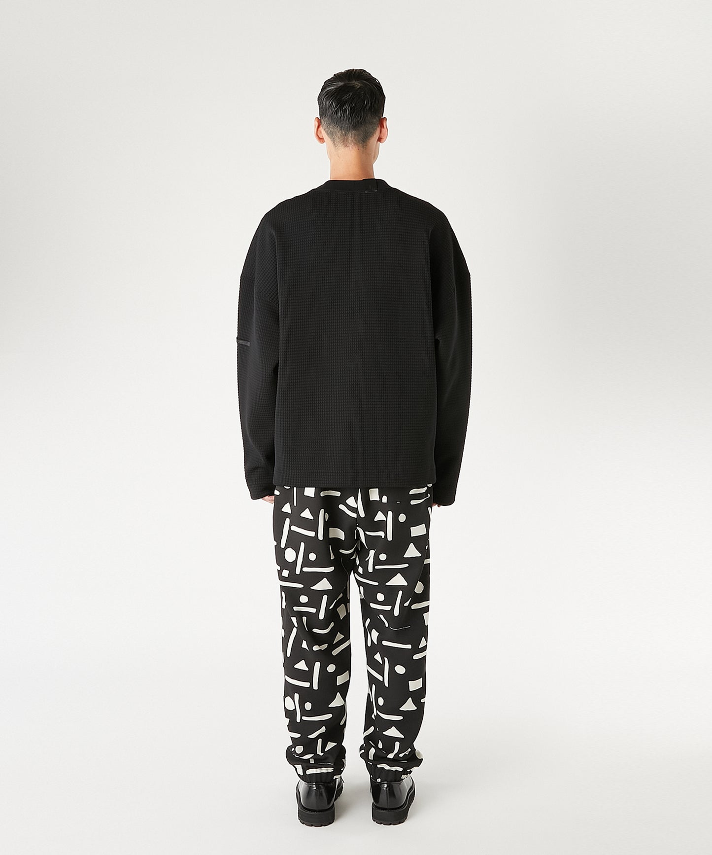 LONG SLEEVE T-SHIRT