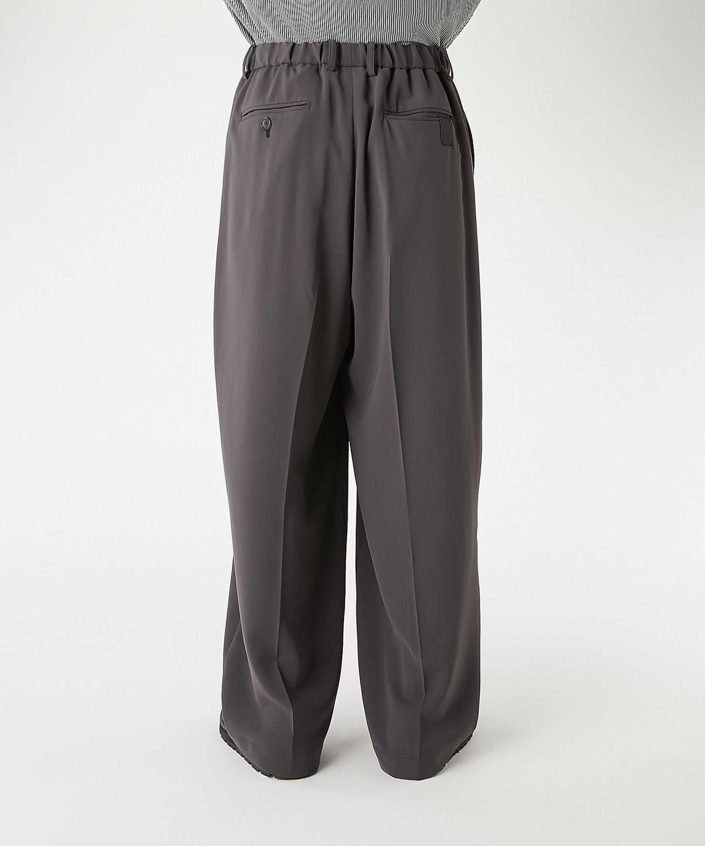 CENTER SEAM WIDE TROUSERS