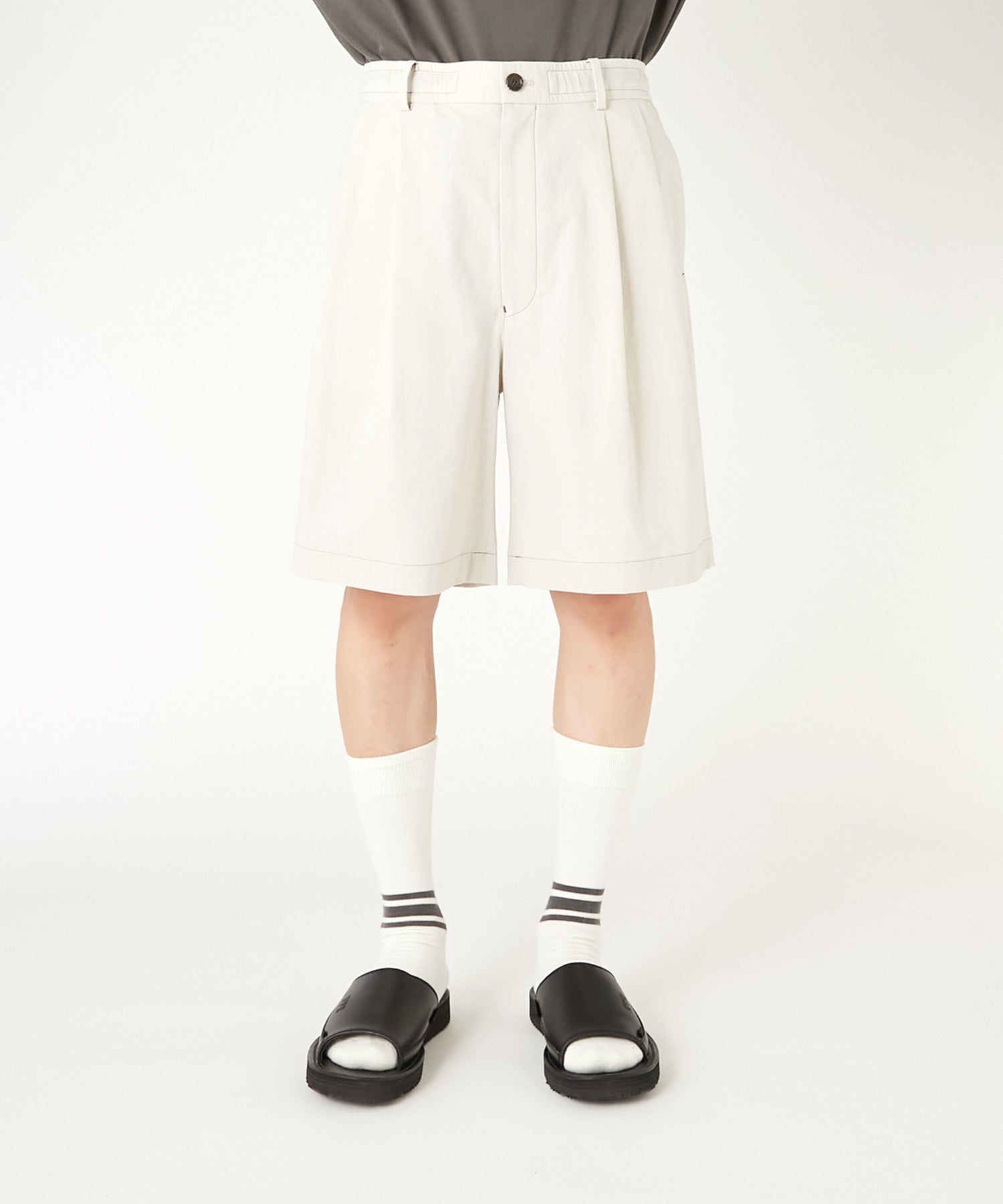2TUCK HALF PANTS