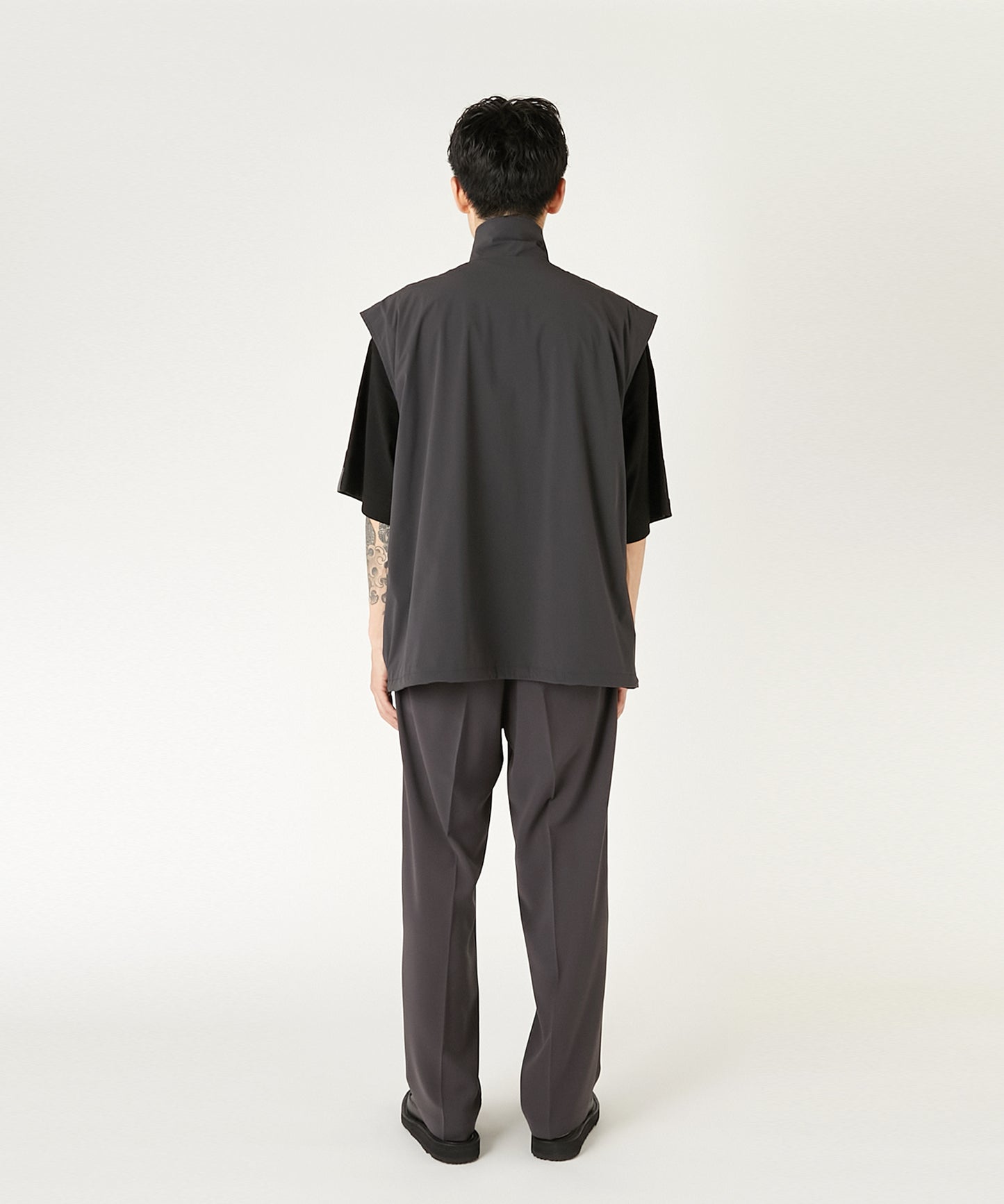 2 POCKETS VEST