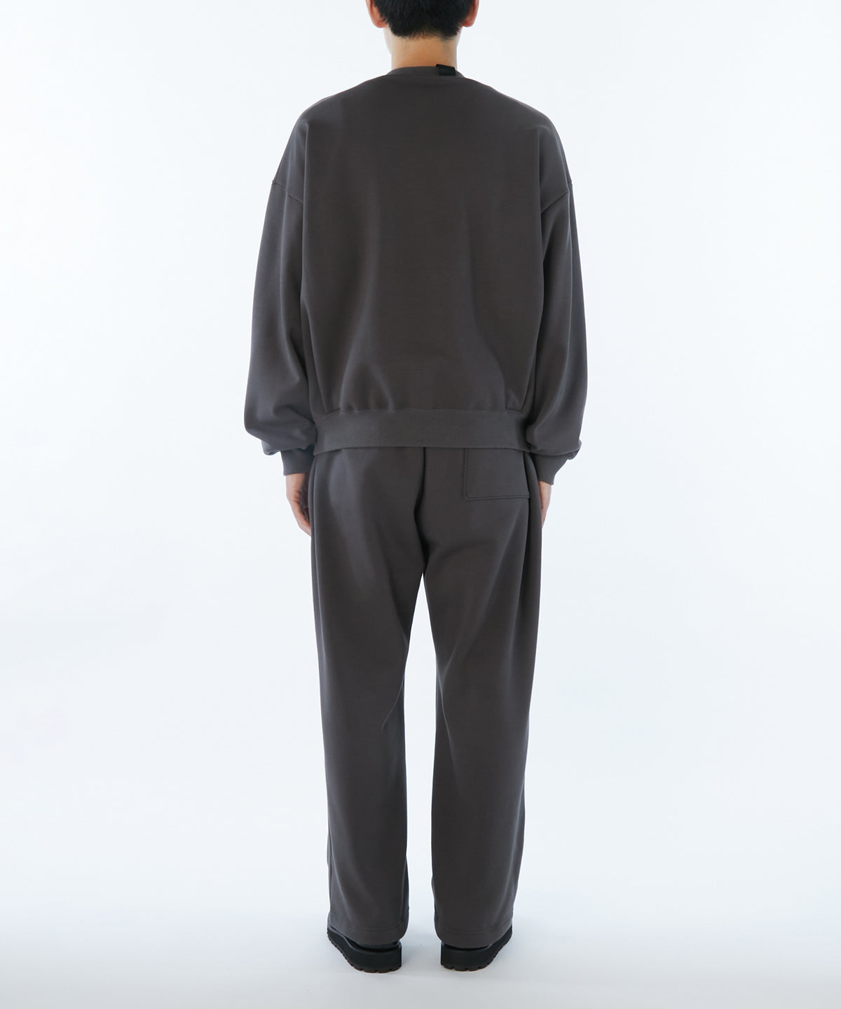 CREWNECK SWEATSHIRT