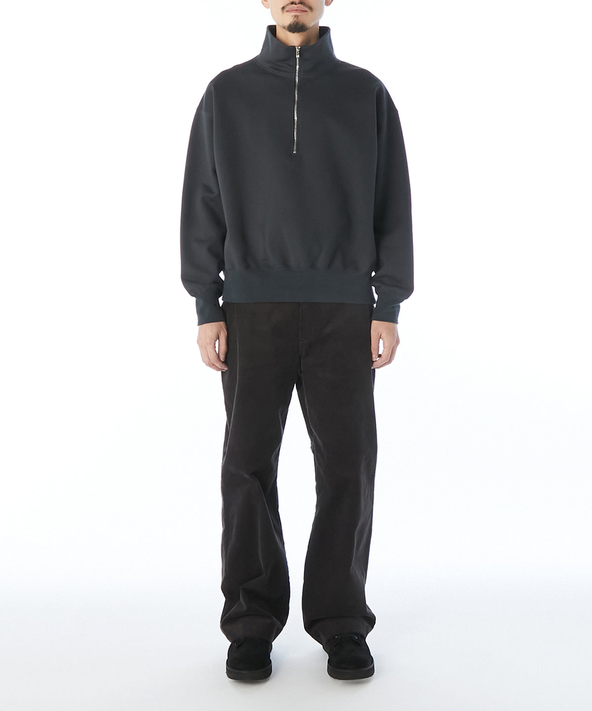 HALF ZIP SWEATSHIRT