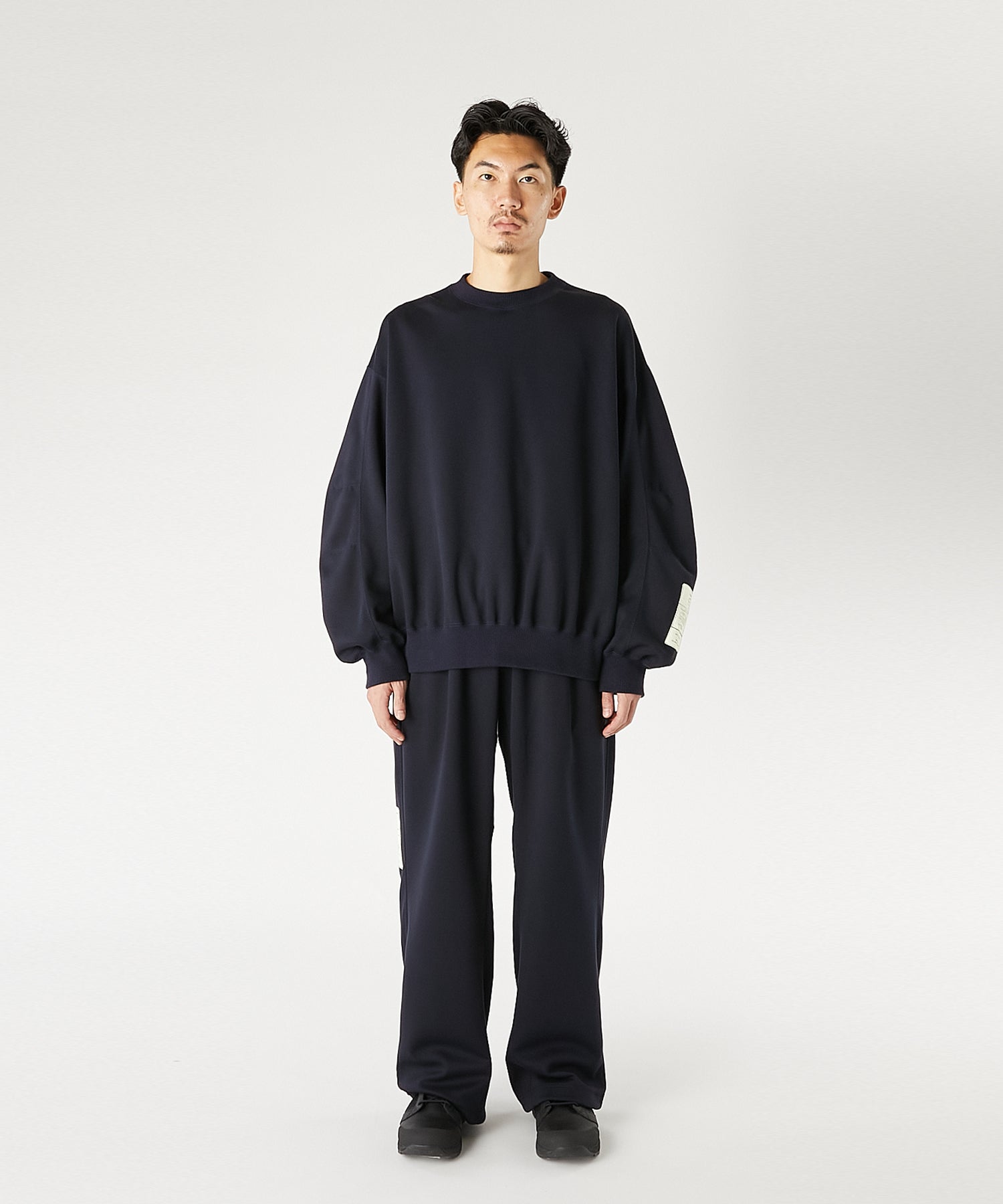 CREWNECK SWEATSHIRT