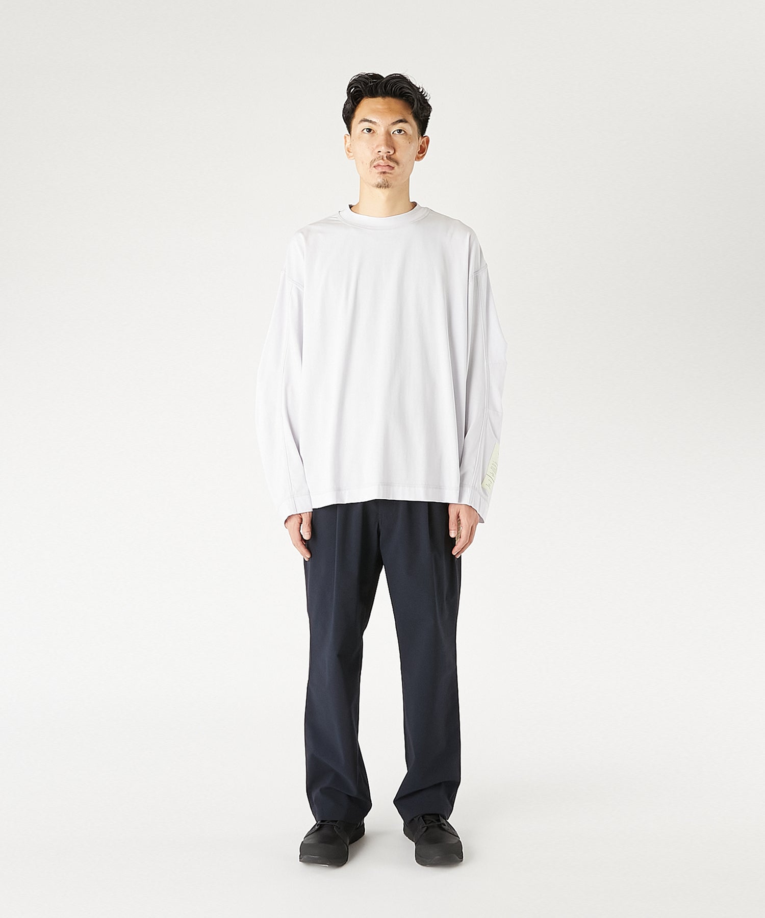 LONG SLEEVE T-SHIRT
