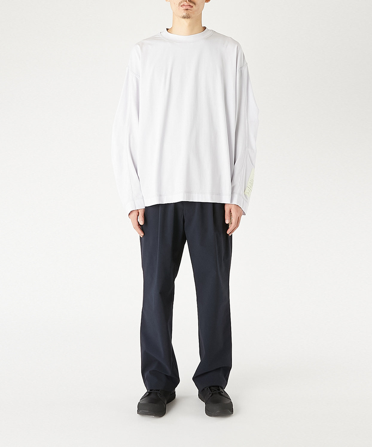 LONG SLEEVE T-SHIRT