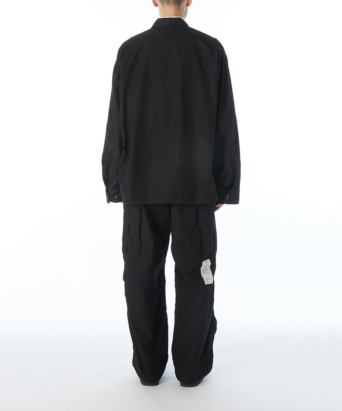 MULTI-POCKET JACKET