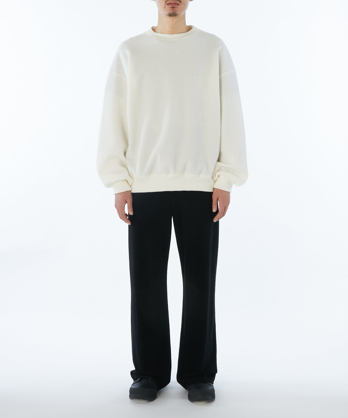 CREW NECK SWEATSHIRT