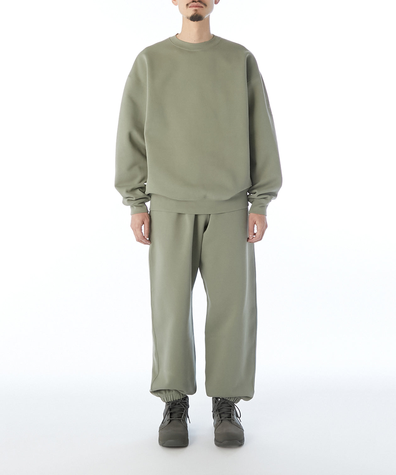 CREWNECK SWEATSHIRT
