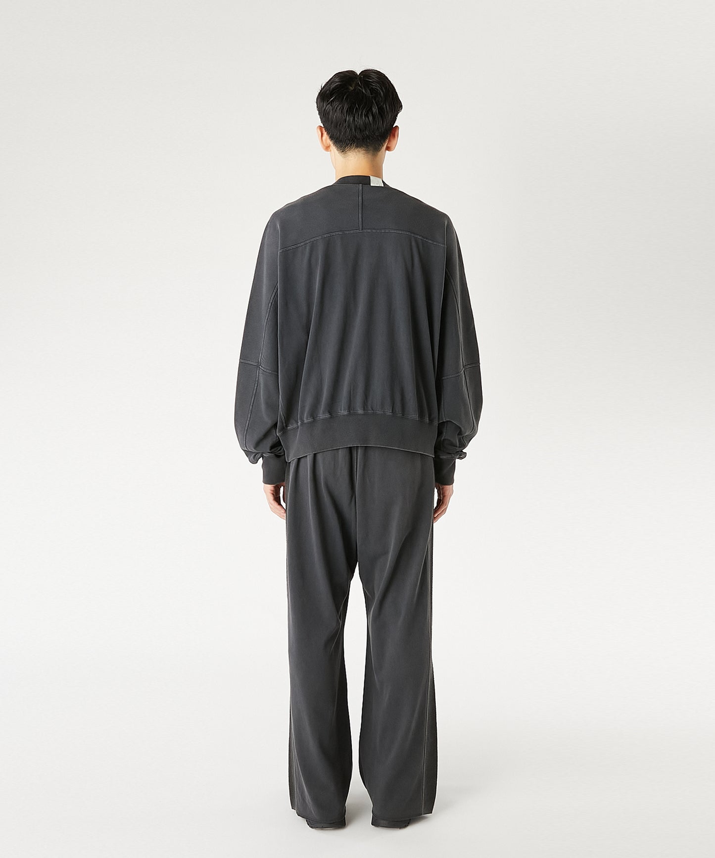 REVERSIBLE CREW NECK SWEATSHIRT