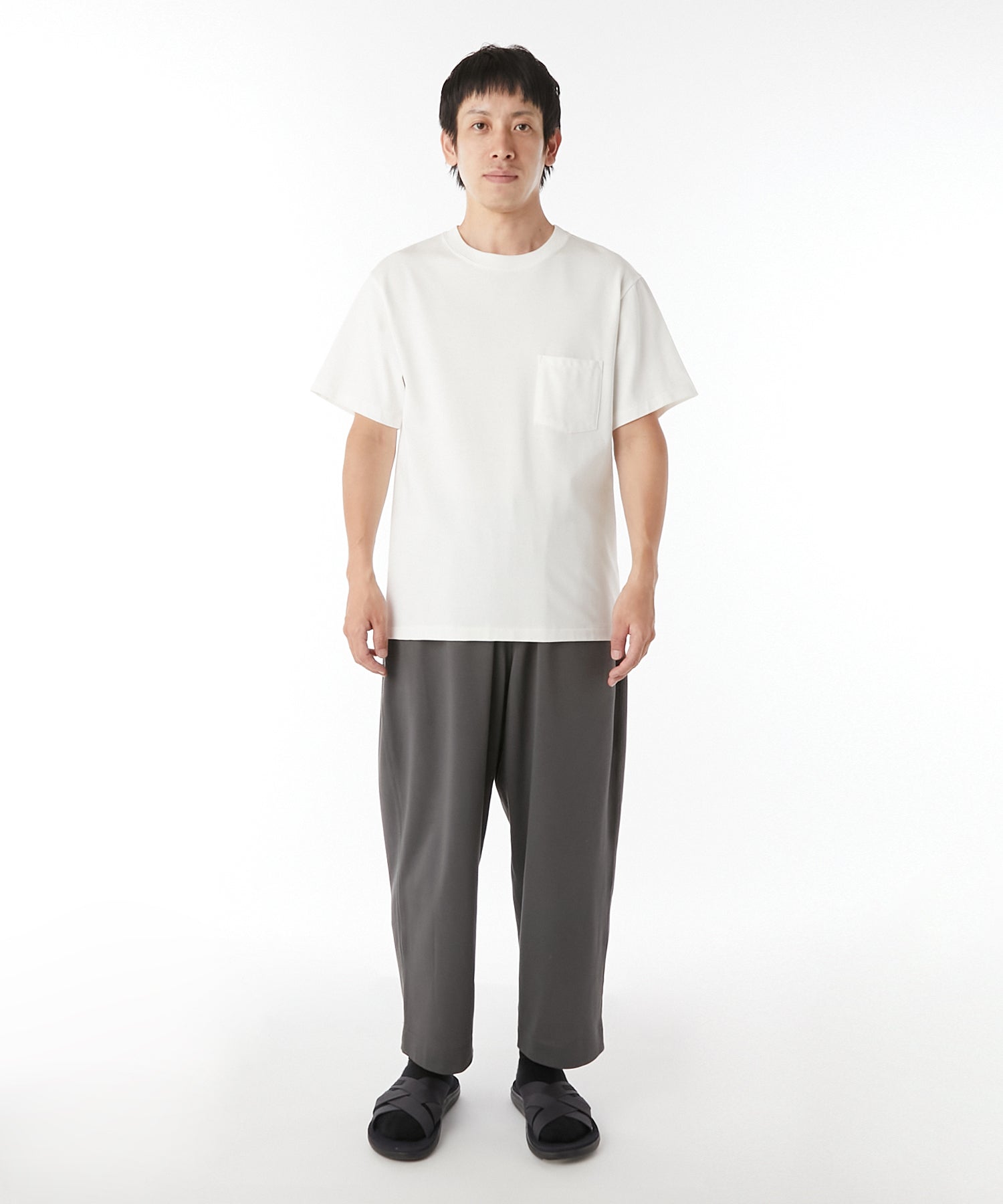 CREW NECK T-SHIRT