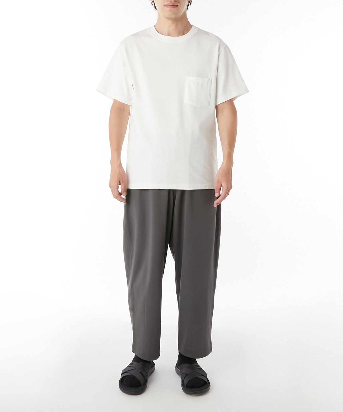 CREW NECK T-SHIRT