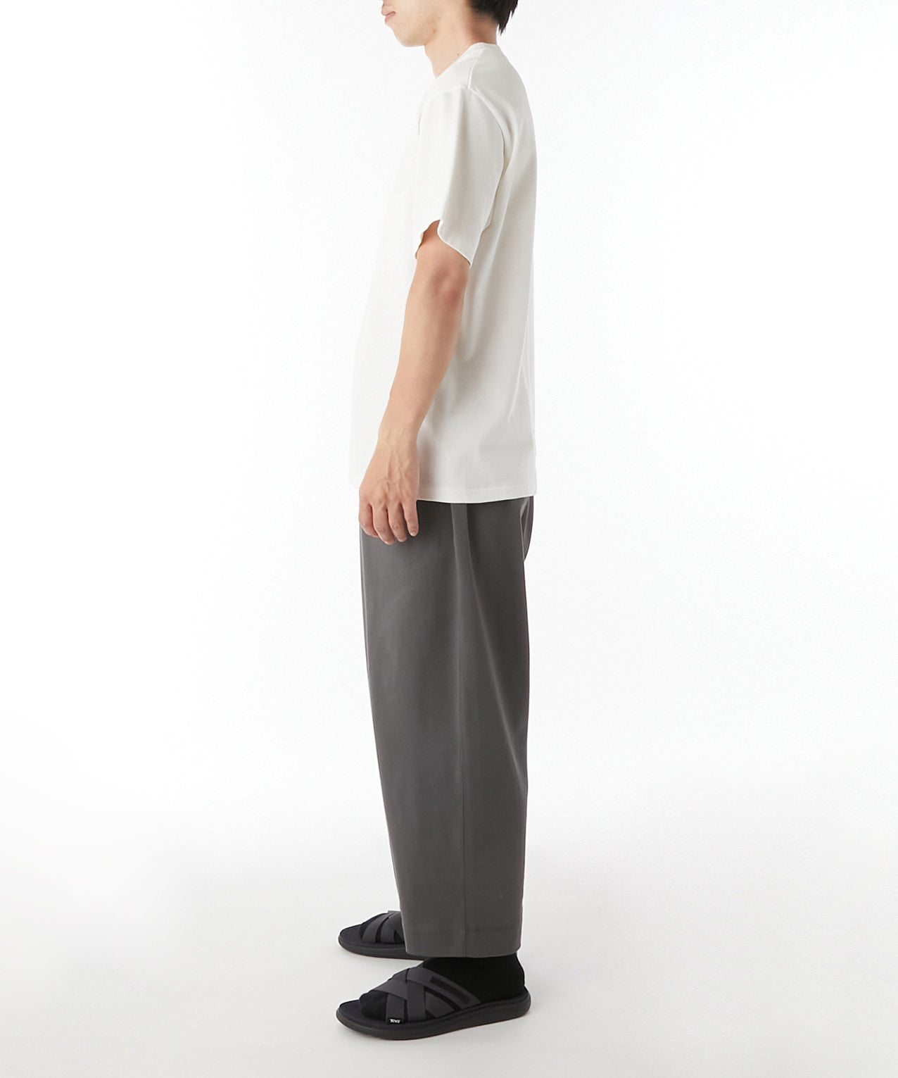 CREW NECK T-SHIRT