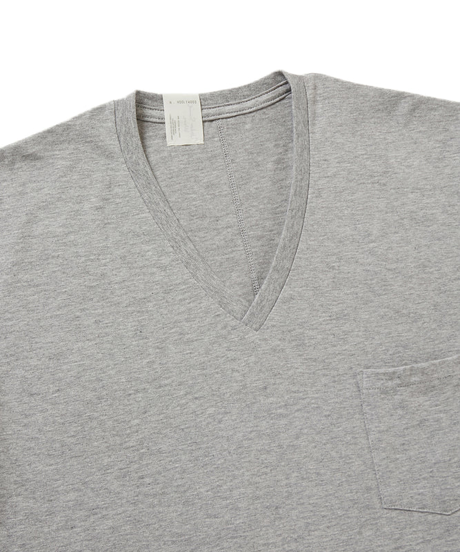V NECK T-SHIRT
