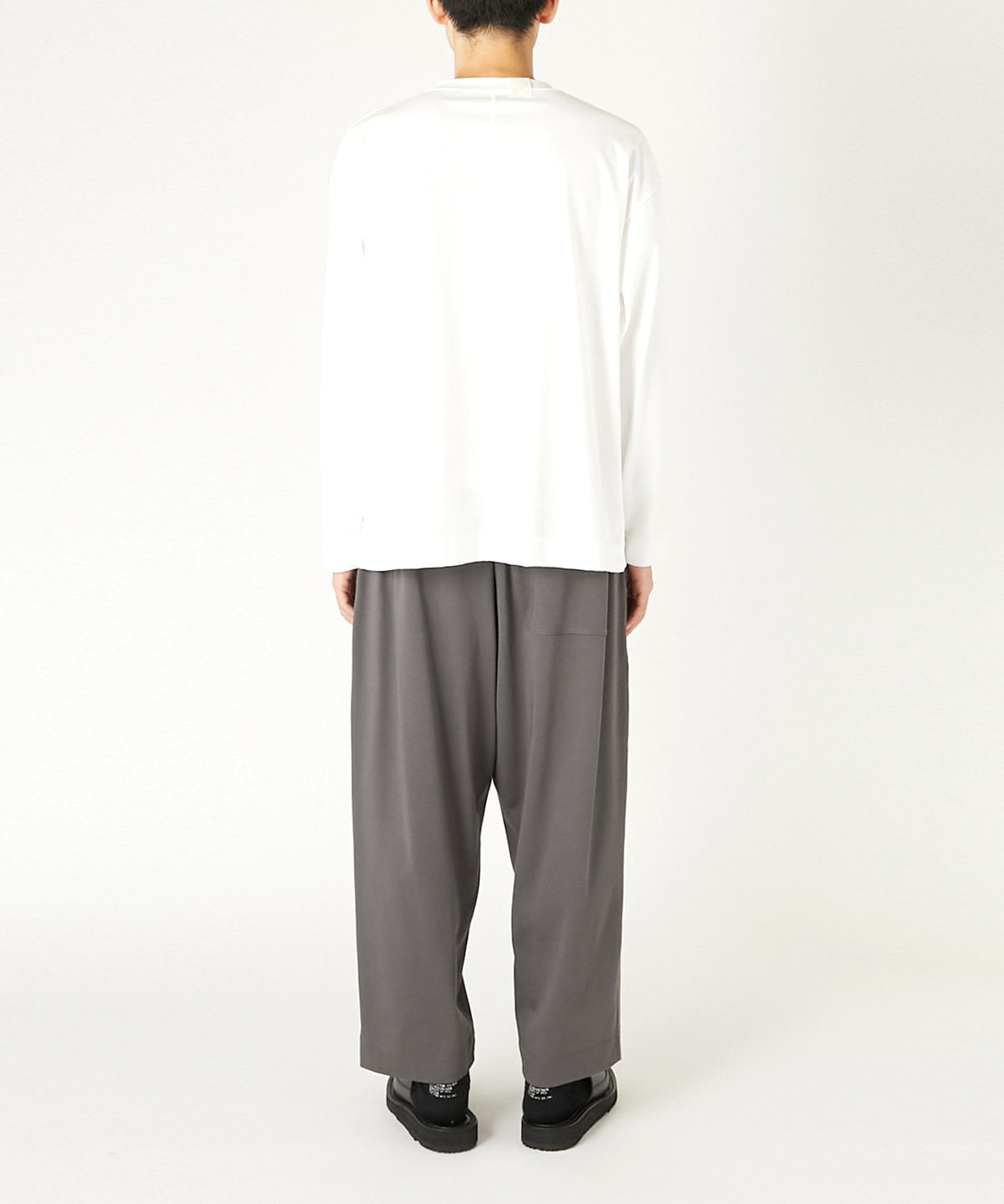 LONG SLEEVE T-SHIRT