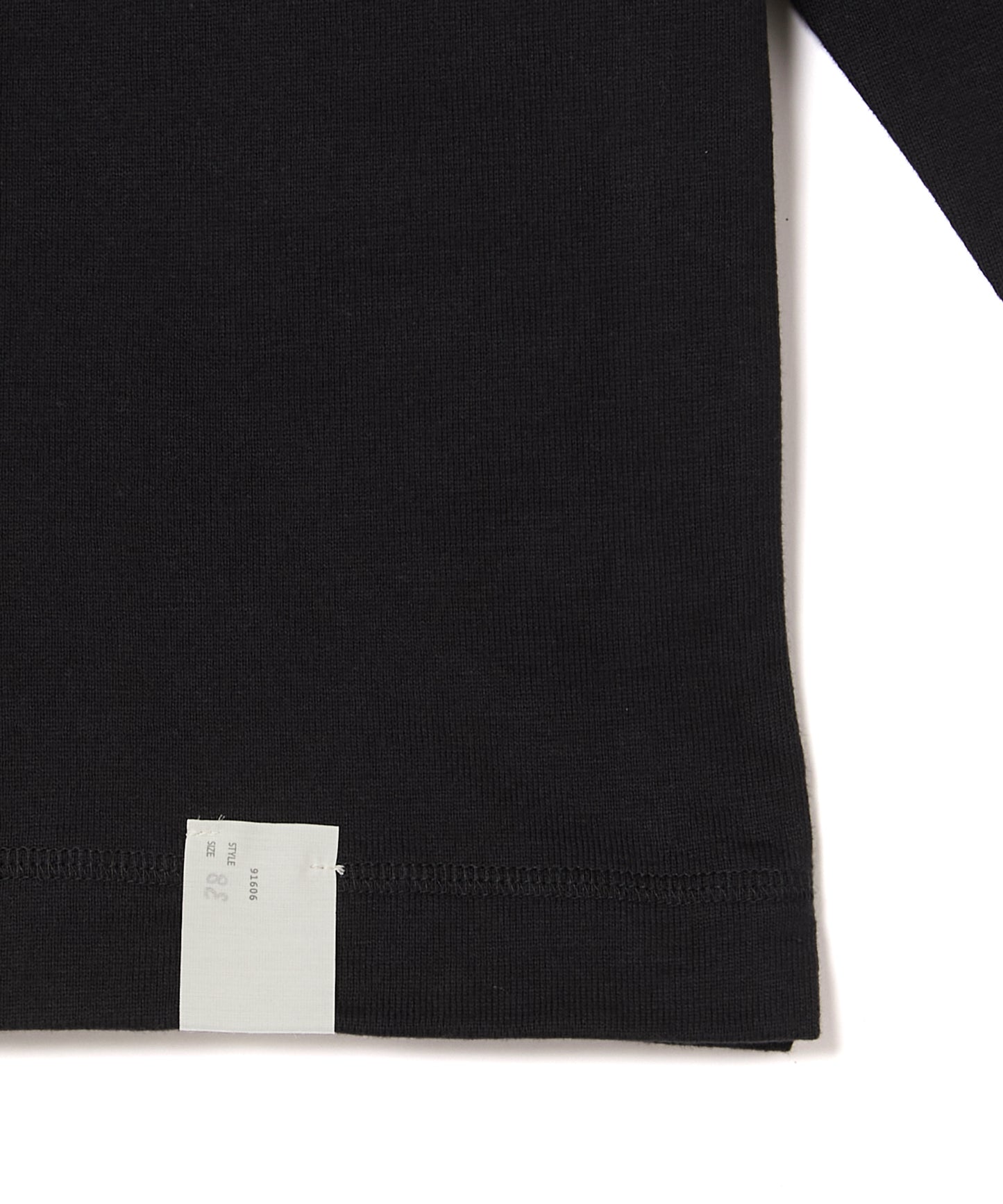LONG SLEEVE T-SHIRT