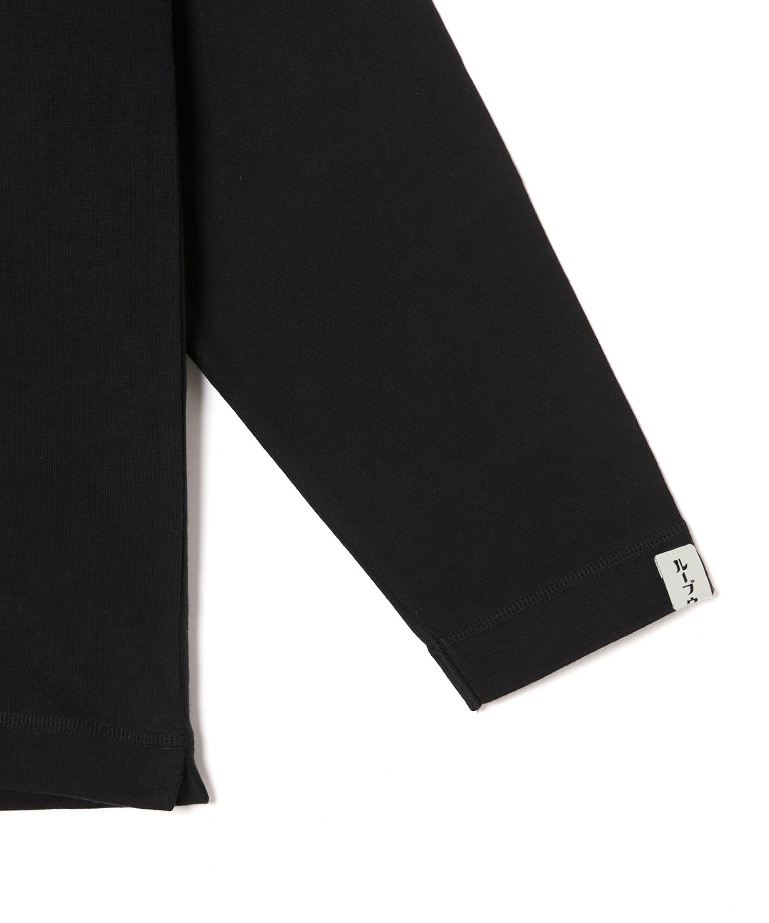LONG SLEEVE T-SHIRT