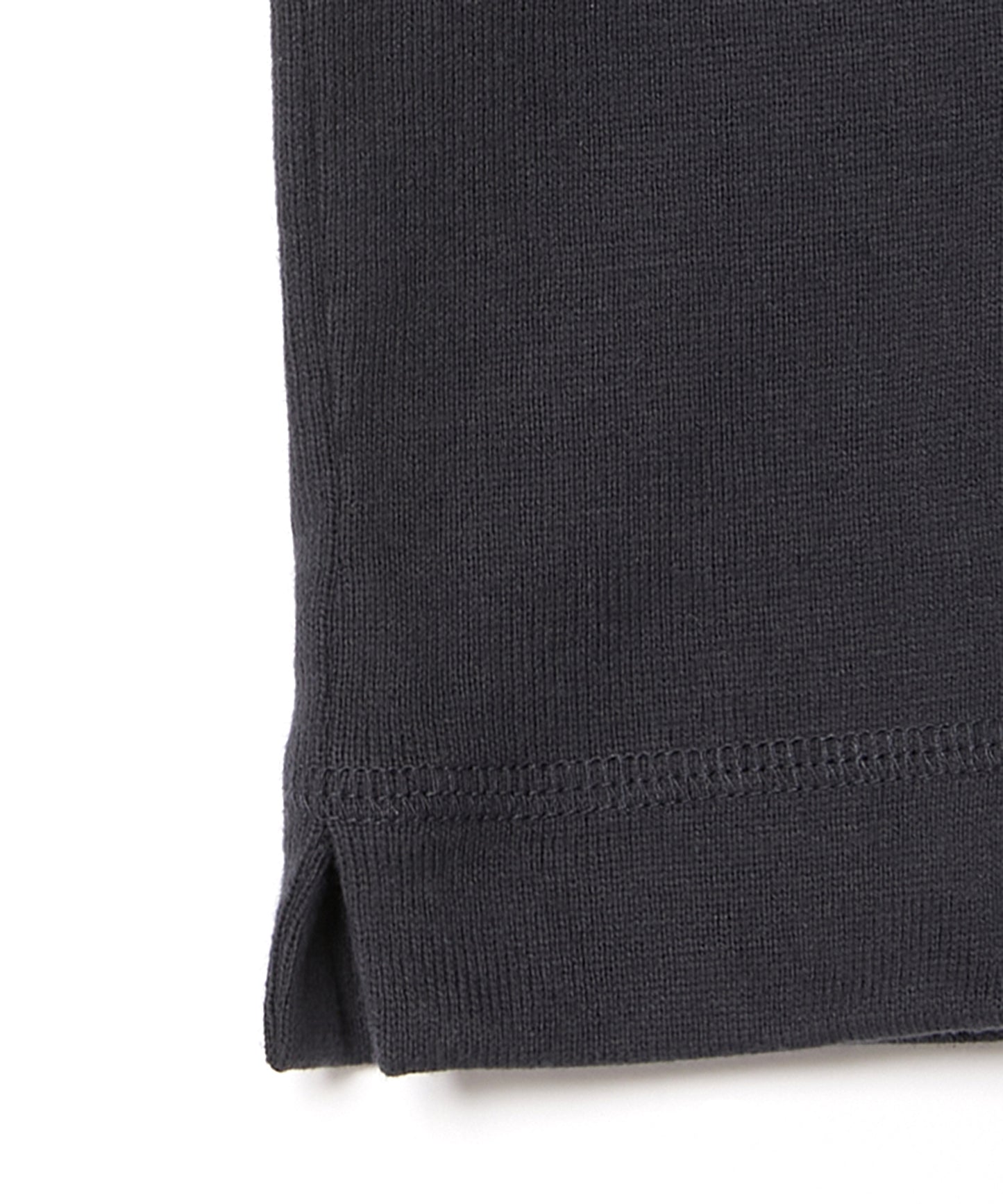 LONG SLEEVE T-SHIRT