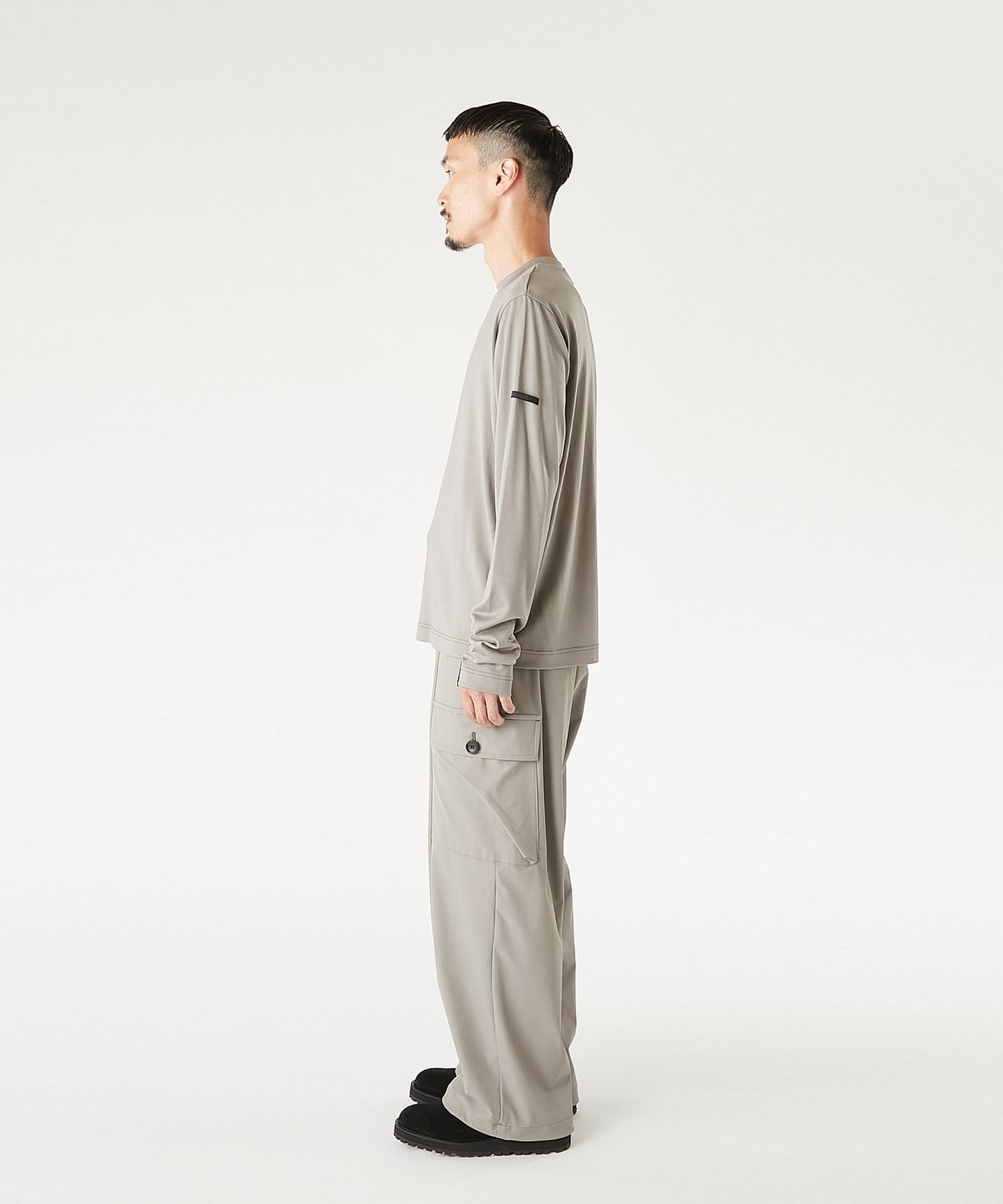 LONG SLEEVE T-SHIRT