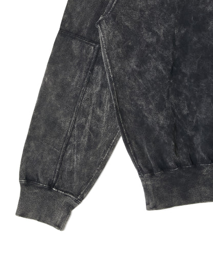 CREW NECK SWEATSHIRT