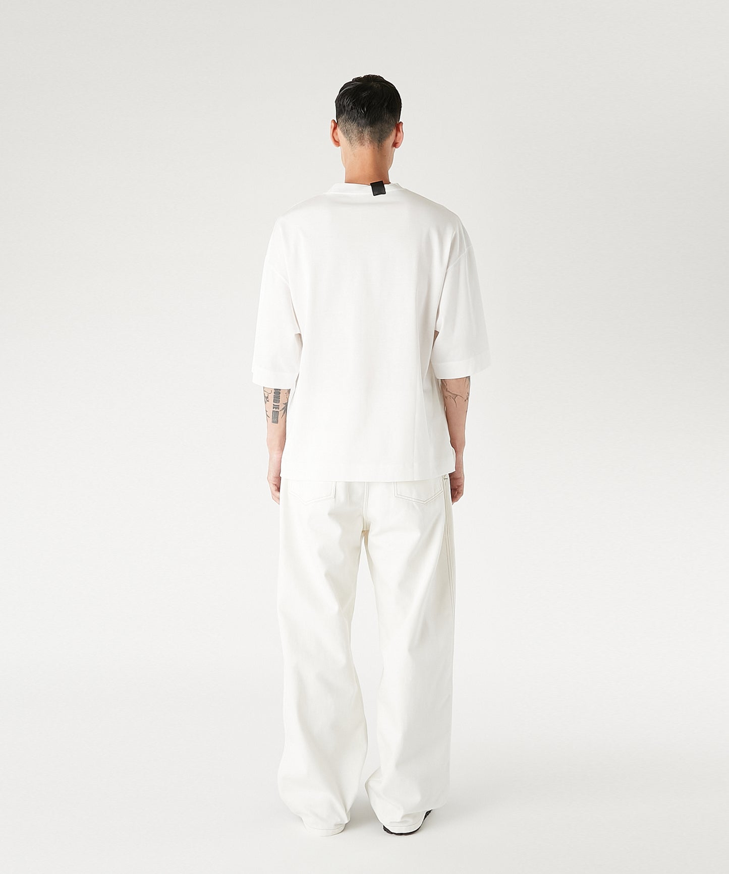 POCKET T-SHIRT