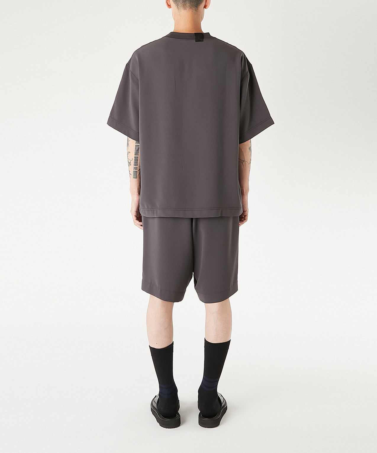 CREW NECK T-SHIRT