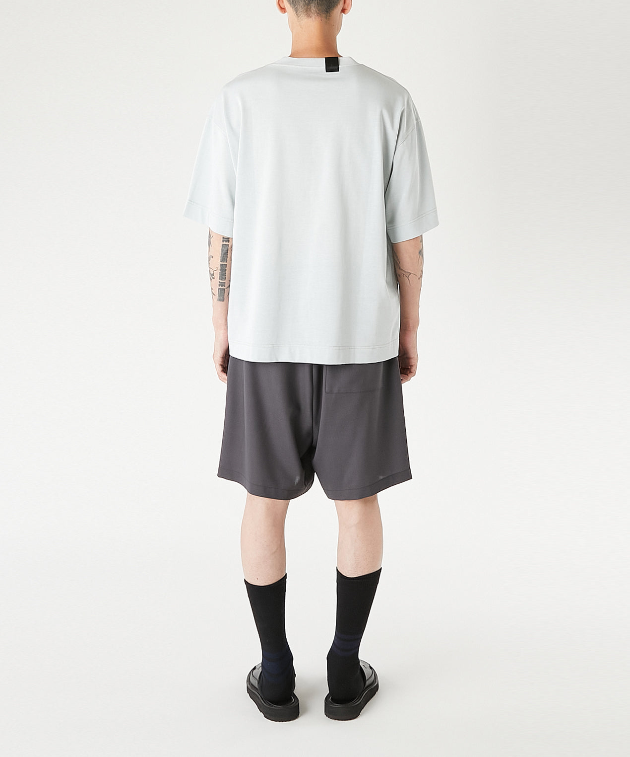 CREW NECK T-SHIRT