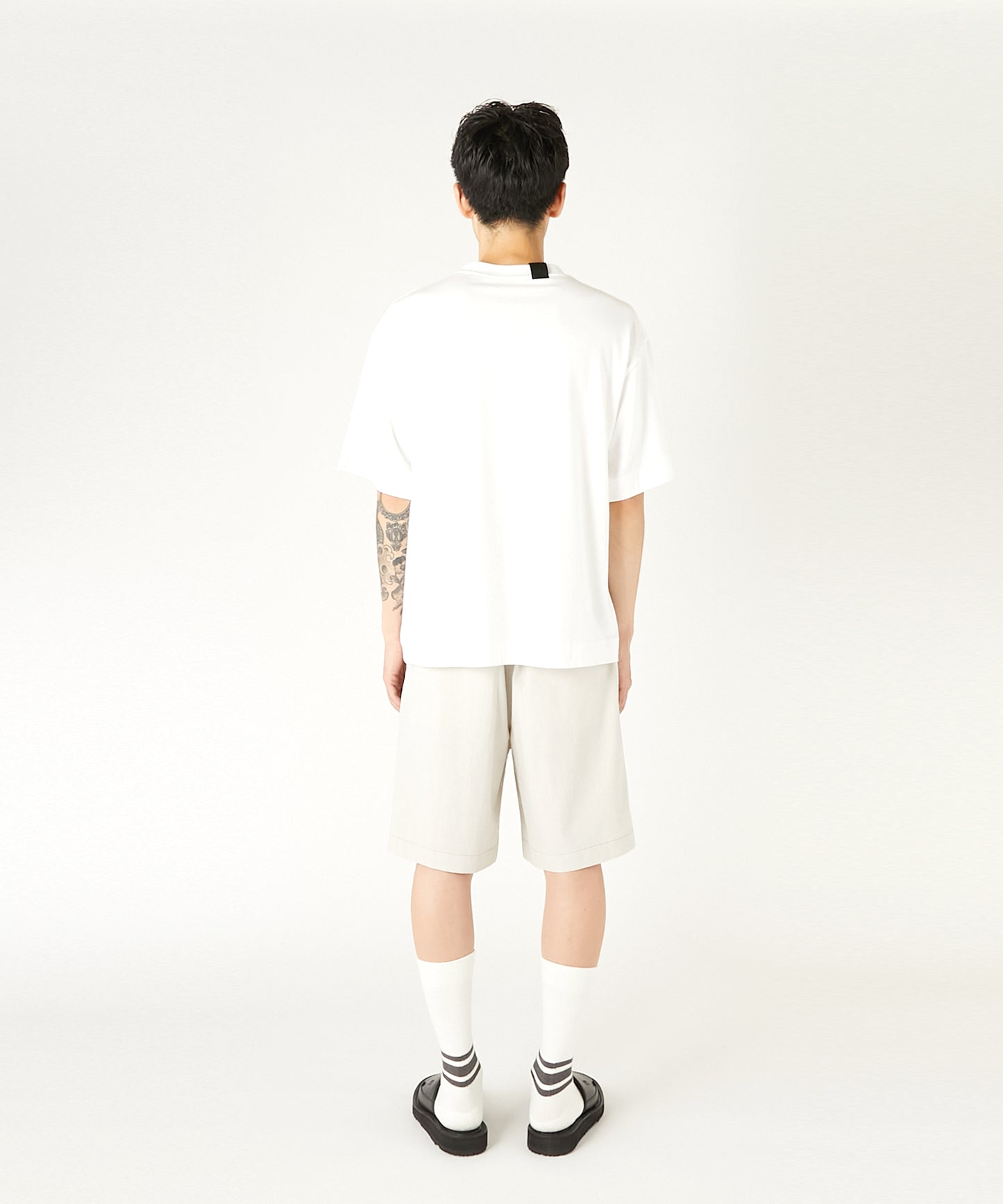 CREW NECK T-SHIRT