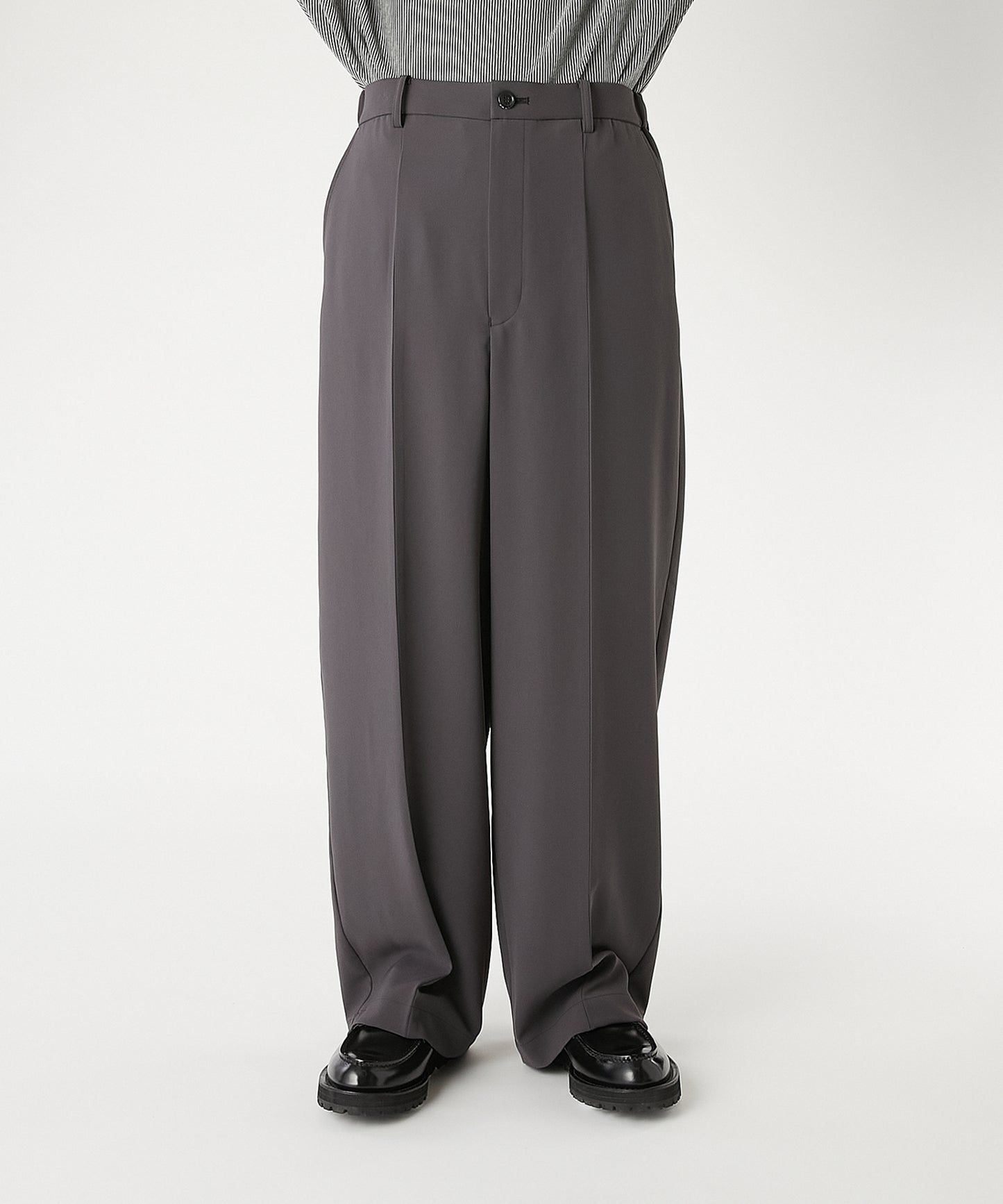 CENTER SEAM WIDE TROUSERS