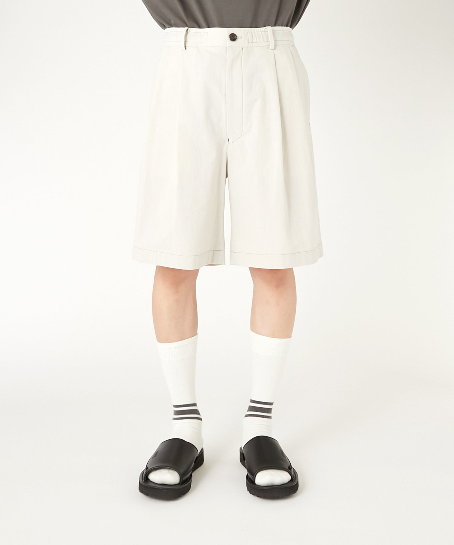 2TUCK HALF PANTS
