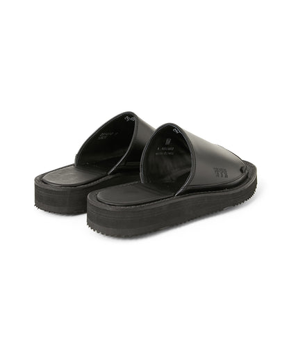 LEATHER SANDALS