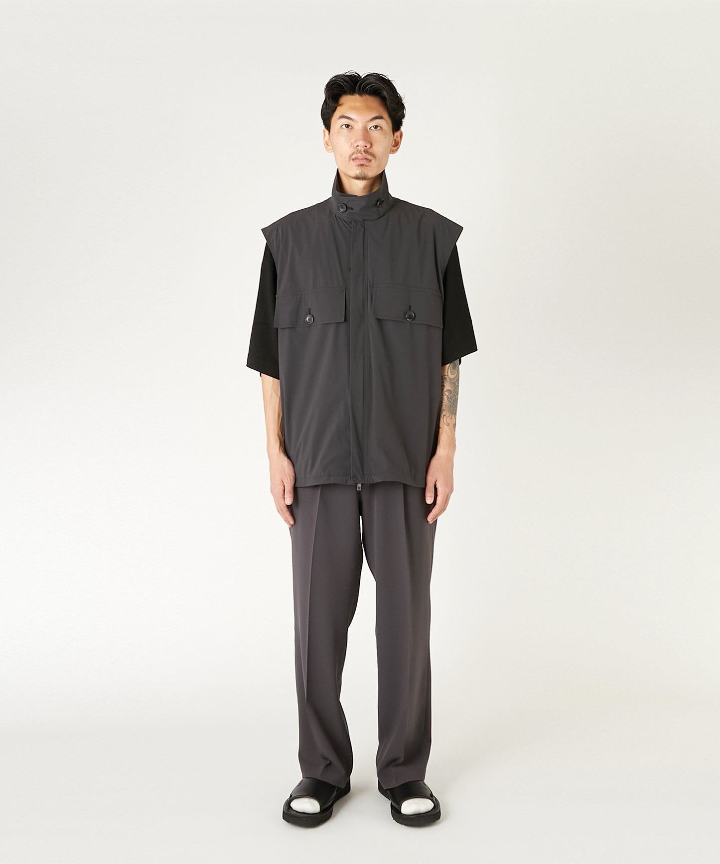 2 POCKETS VEST