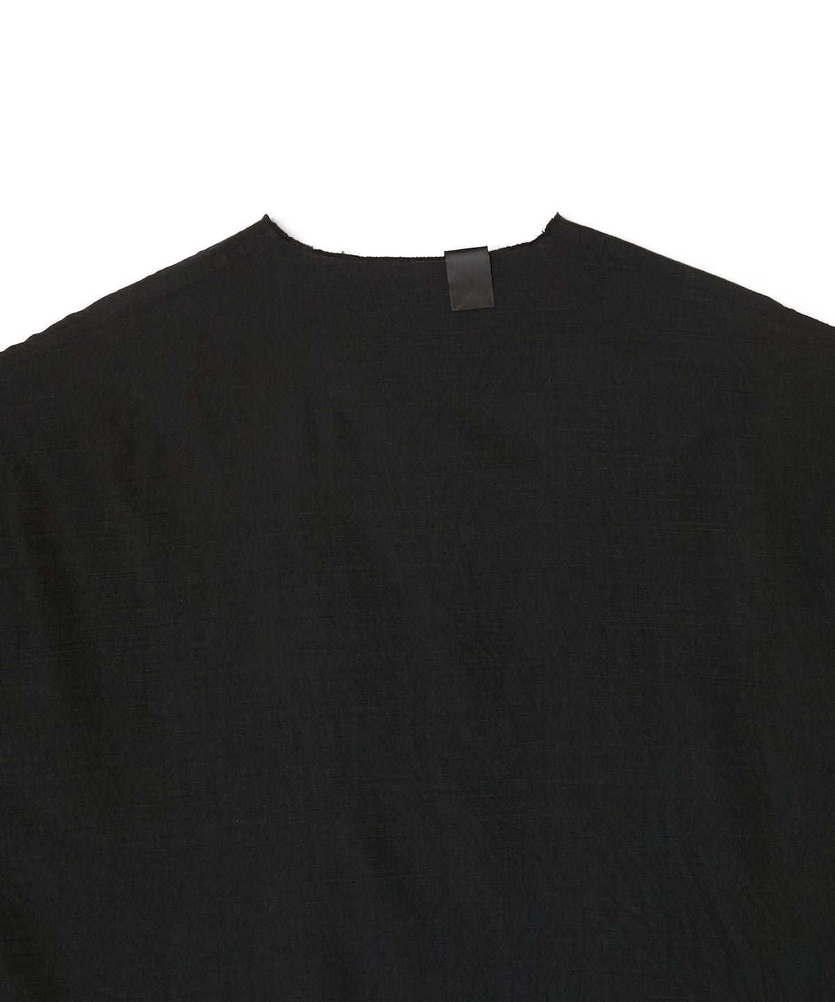 NO-COLLAR  COAT