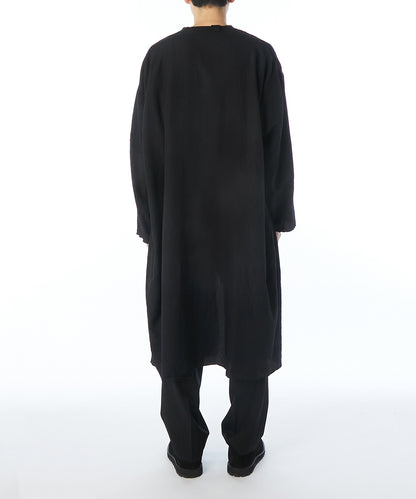 NO-COLLAR  COAT