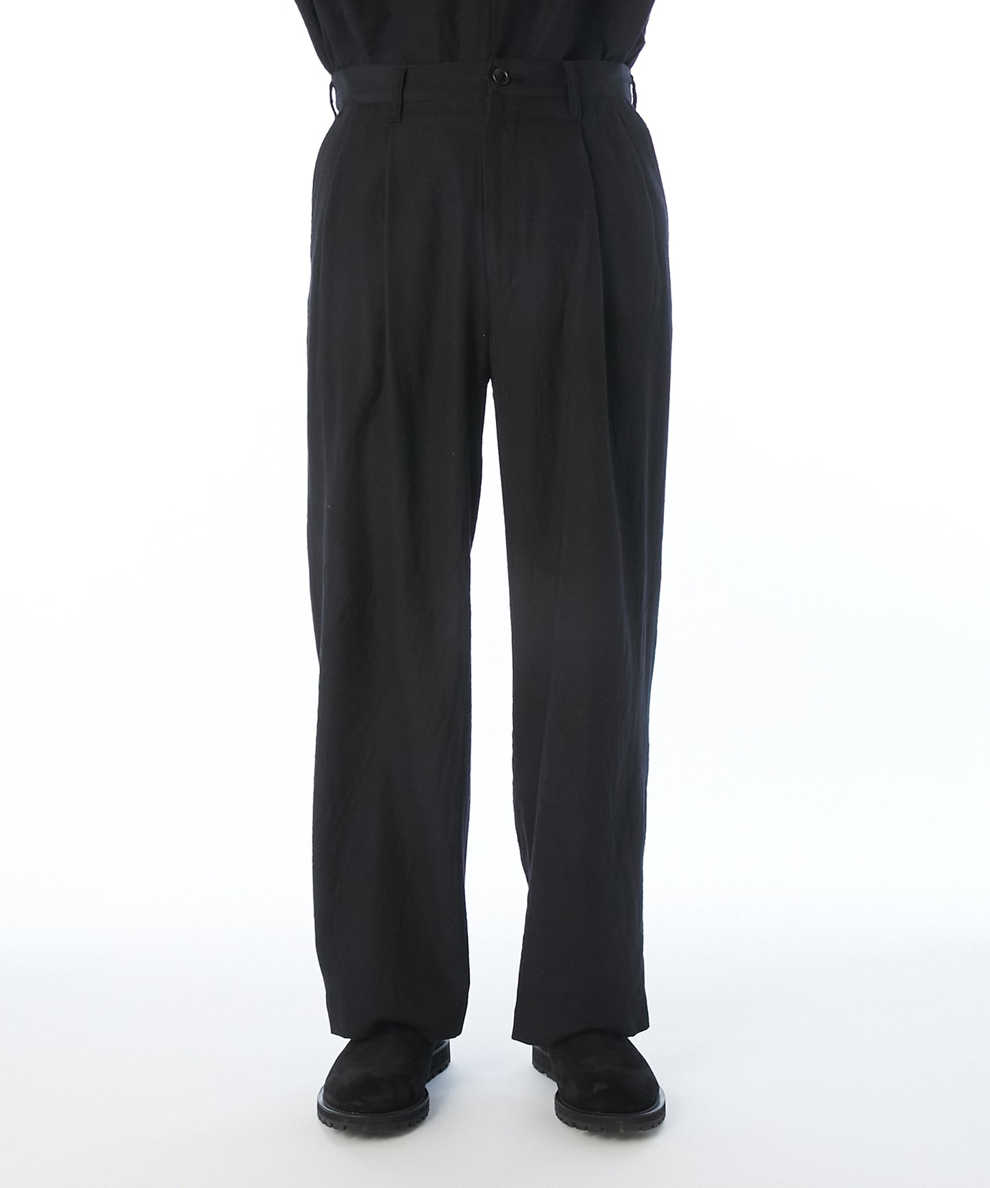 2TUCK DENIM TROUSERS
