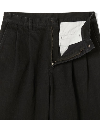 2TUCK DENIM TROUSERS