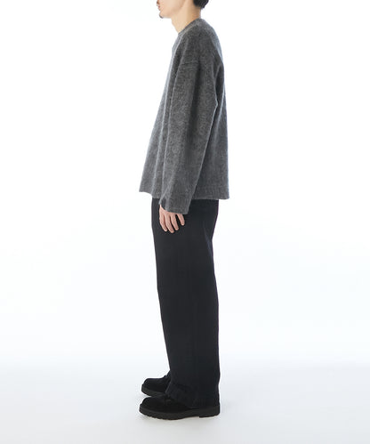 REVERSIBLE V-NECK KNIT PULLOVER