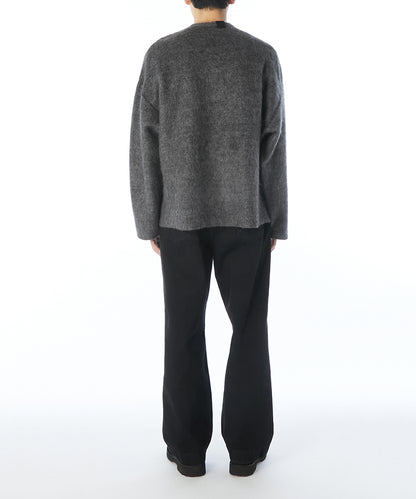 REVERSIBLE V-NECK KNIT PULLOVER