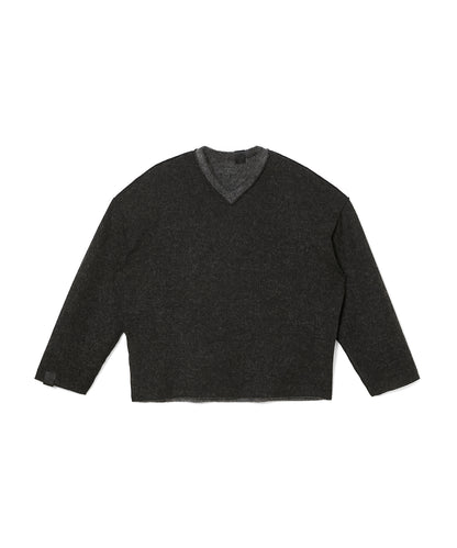REVERSIBLE V-NECK KNIT PULLOVER