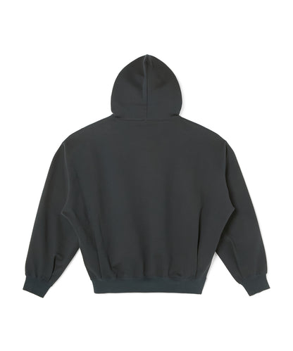 HOODED SWEATSHIRT