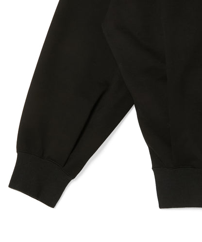 HOODED SWEATSHIRT