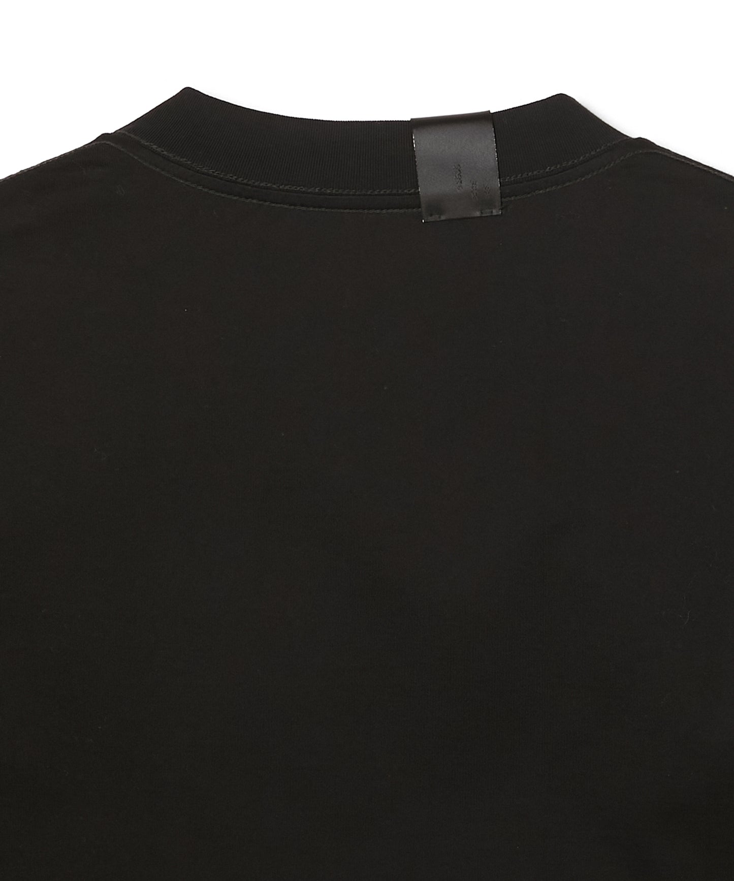 LONGSLEEVE T-SHIRT