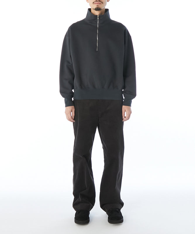 HALF ZIP SWEATSHIRT
