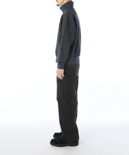 HALF ZIP SWEATSHIRT