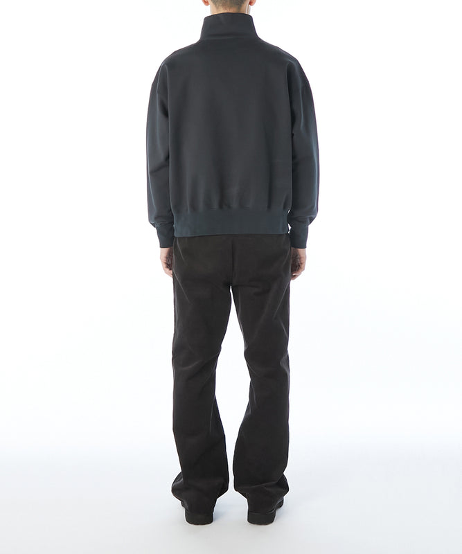 HALF ZIP SWEATSHIRT