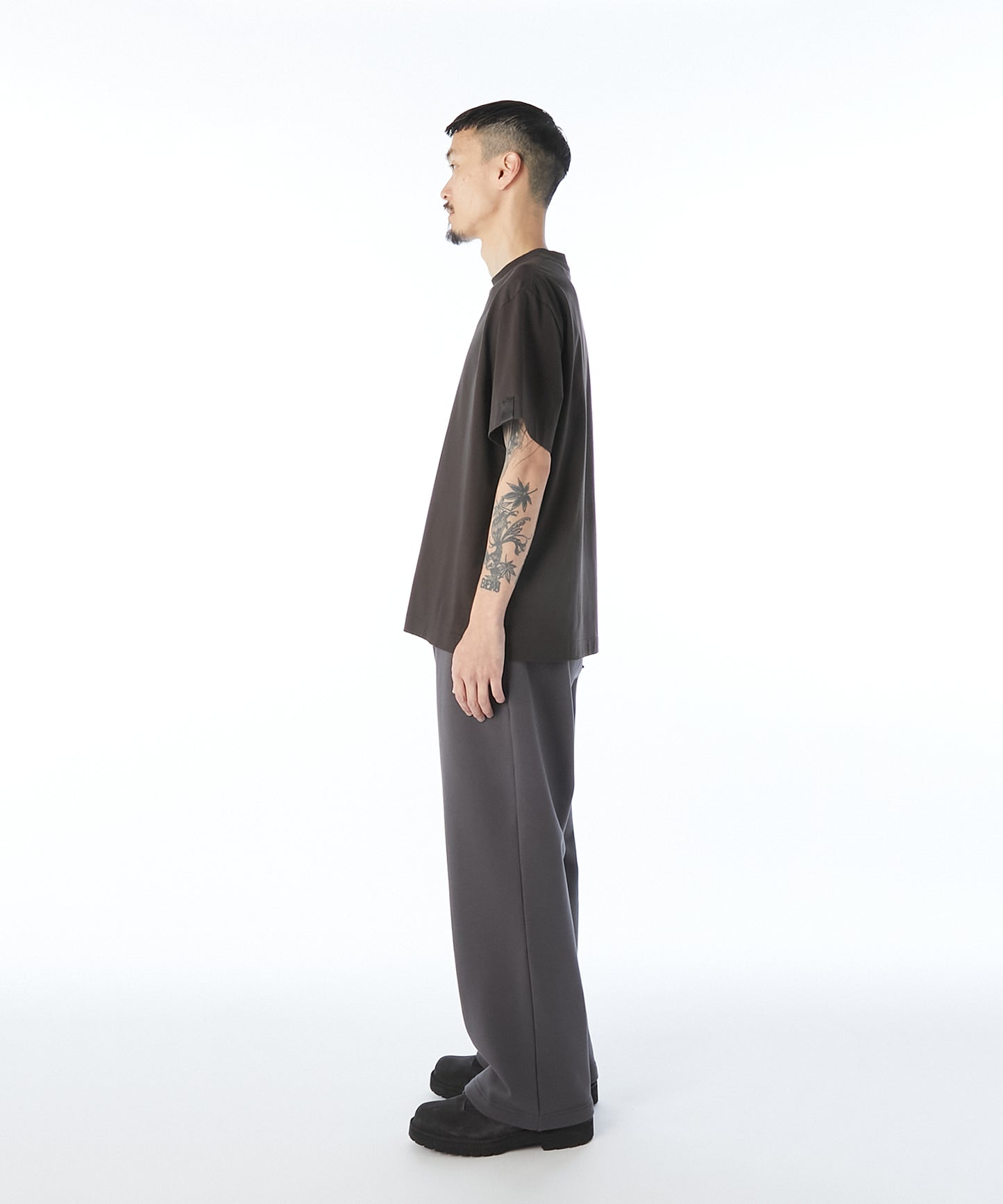 CREW NECK T-SHIRT