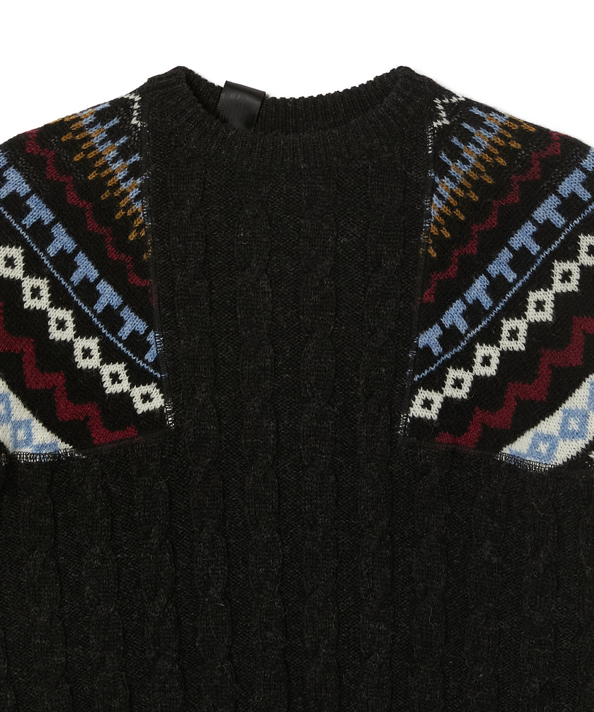 NORDIC PATTERN KNIT