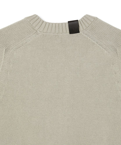 RAGLAN SLEEVE KNIT