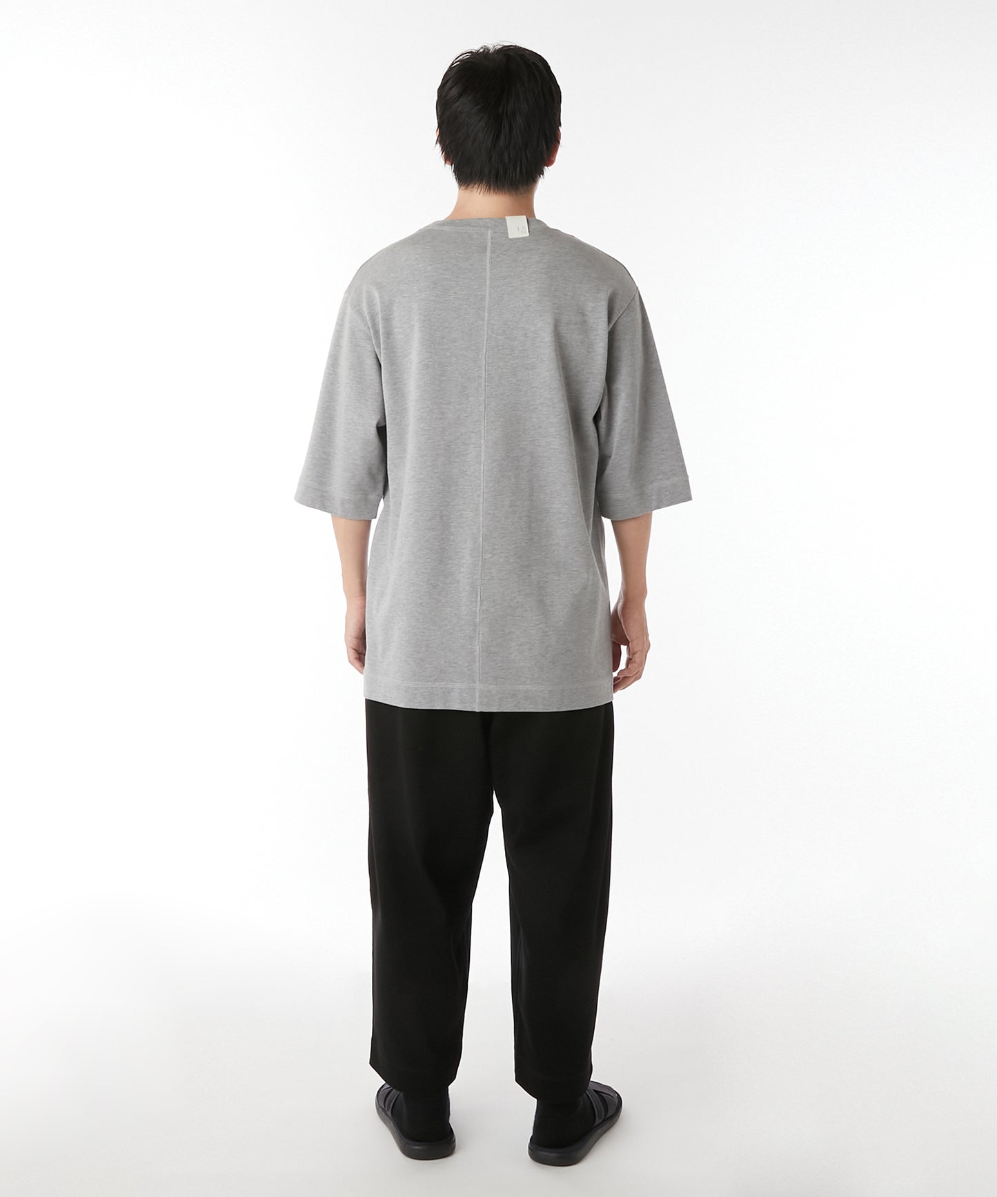 CREW NECK HALF SLEEVE T-SHIRT