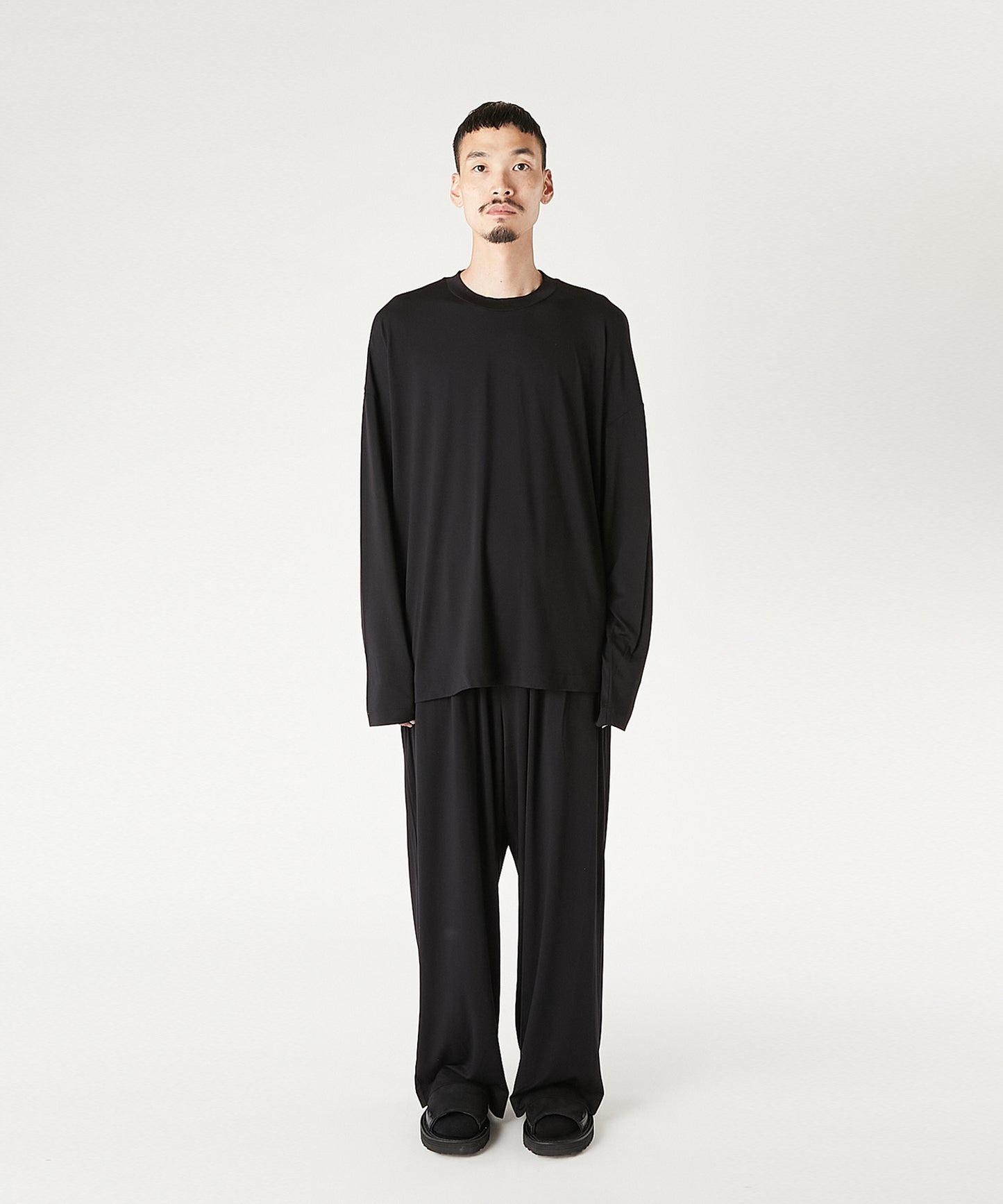 LONG SLEEVE T-SHIRT